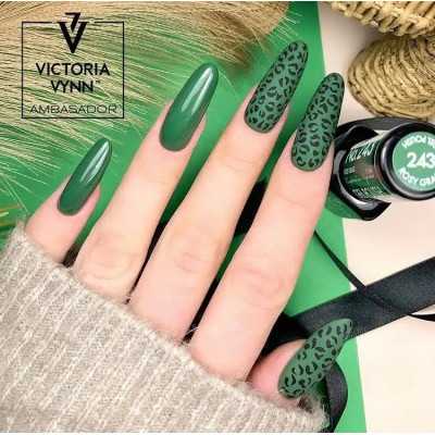Victoria Vynn - Gel Polish - 243 Rosy Grass - Gellack Victoria Vynn - Gel Polish - 243 Rosy Grass - Gellack