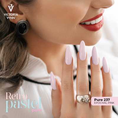 Victoria Vynn - Pure Creamy - 237 Epochal Pink - Gellack Victoria Vynn - Pure Creamy - 237 Epochal Pink - Gellack