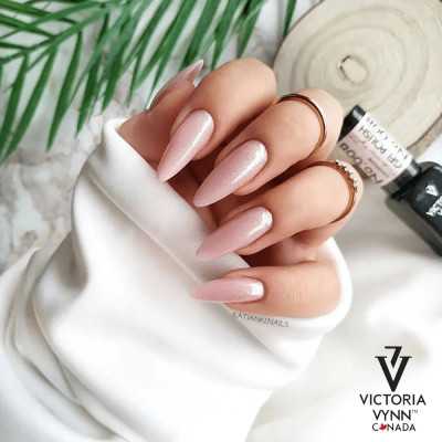 Victoria Vynn - Gel Polish - 008 Champagne - Gellack Victoria Vynn - Gel Polish - 008 Champagne - Gellack