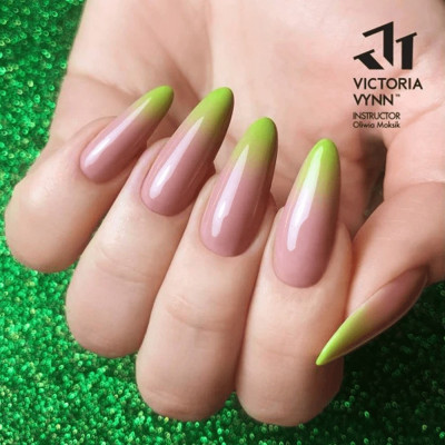 Victoria Vynn - Gel Polish - 091 Beige Glow - Gellack Victoria Vynn - Gel Polish - 091 Beige Glow - Gellack