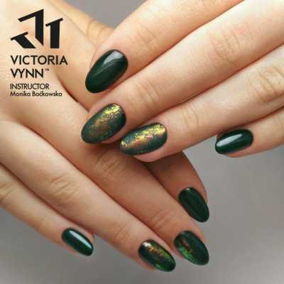 Victoria Vynn - Gel Polish - 207 Dark Emerald - Gellack Victoria Vynn - Gel Polish - 207 Dark Emerald - Gellack