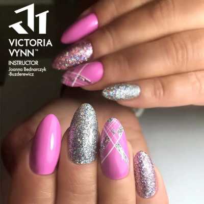 Victoria Vynn - Gel Polish - 225 Silver Diamond - Gellack Victoria Vynn - Gel Polish - 225 Silver Diamond - Gellack