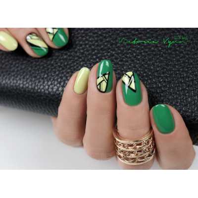 Victoria Vynn - Gel Polish - 221 Green Grass - Gellack Victoria Vynn - Gel Polish - 221 Green Grass - Gellack