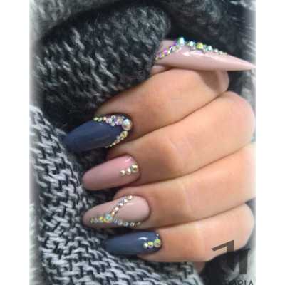 Victoria Vynn - Gel Polish - 170 Light Ash - Gellack Victoria Vynn - Gel Polish - 170 Light Ash - Gellack